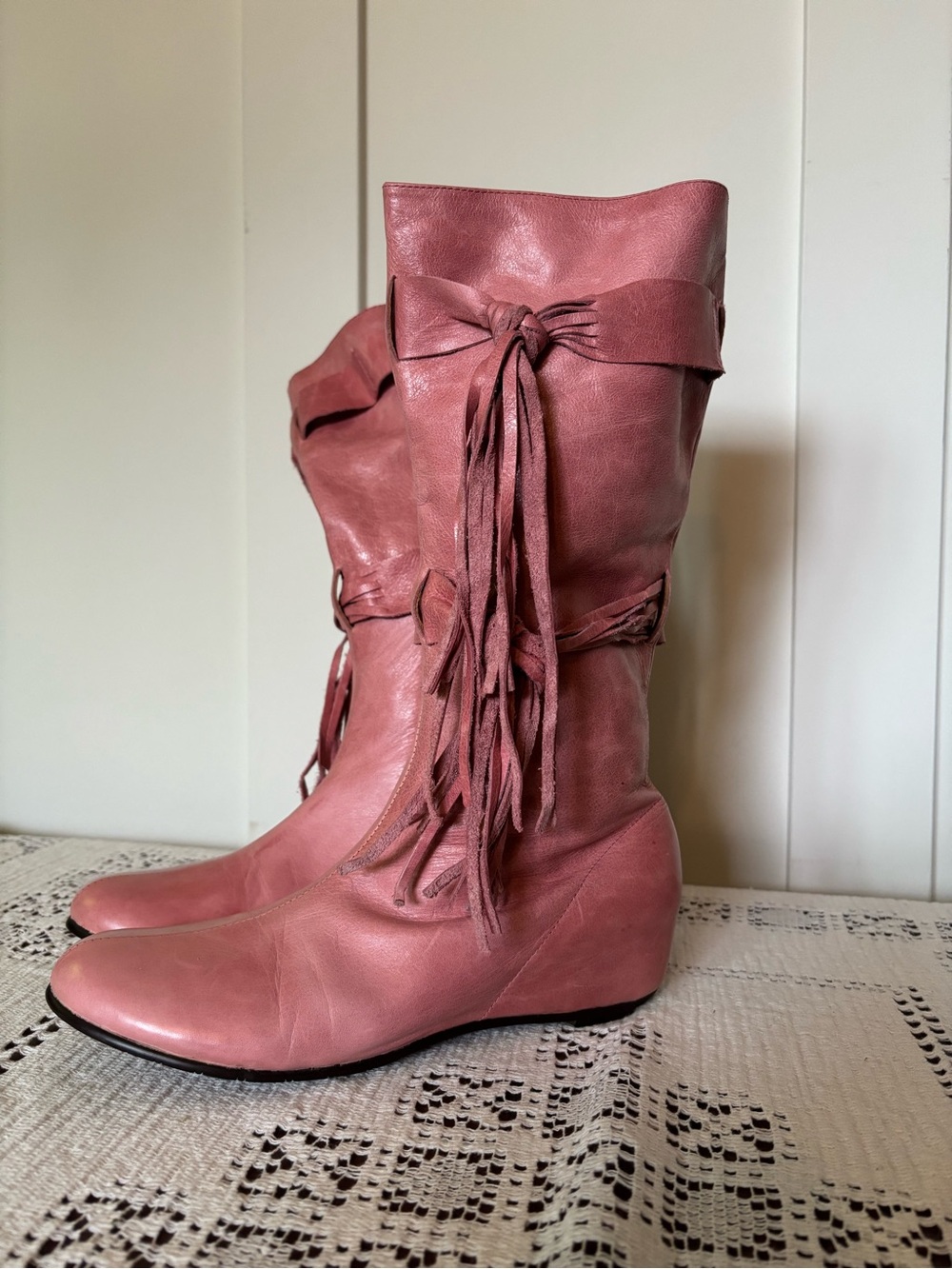 Super Cute Vintage Pink Leather Mid-Calf Boots